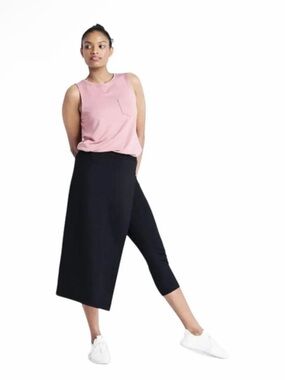 Betabrand The Sassiest Pants Capris Midi Skirt Overlay Black Women’s Size M New